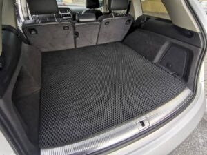 audi_q7_i_2006_-_2015_213.jpg