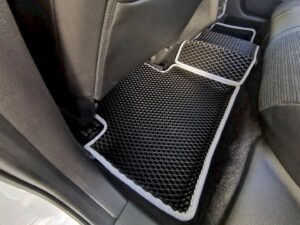 honda_insight_iii_ze4_2018-2022_pravij_rul_2260.jpg