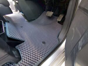 honda_stepwgn_v_rp5_2017-2021_hybrid_restajling_pravij_rul_nestandart_2456.jpg
