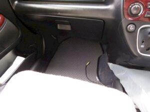 honda_stream_2000-2006_2wd_prav.rul_2440.jpg