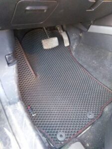mitsubishi_outlanderxl_2005_-_2009_4774.jpg