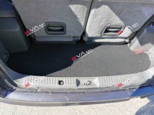 mitsubishispace_wagon_iii_6_mest_1997-2004_4884.jpg