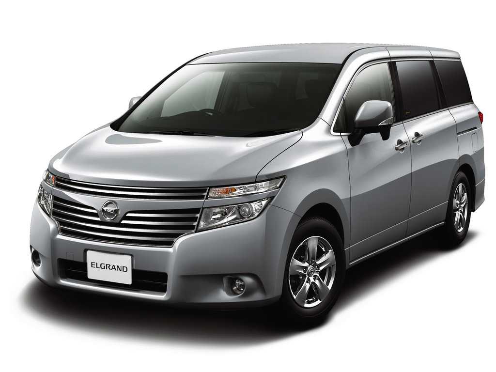 nissanelgrand_e52_1-j_restajling_2014-2020_7_mest_ne_gibrid