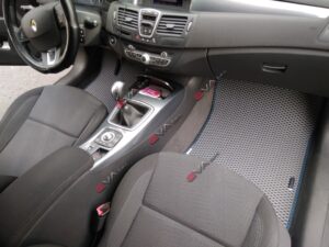 renault_laguna_iii_2007-2013_universal_5925.jpg