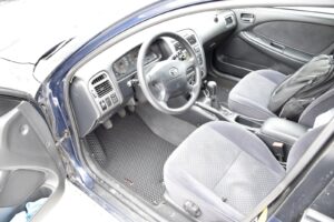 toyota_avensis_i_1997_-_2003_6826.jpg