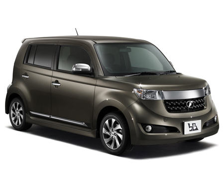toyota_bb_ii_music_box_2008_-2016_restajling_pravij_rul