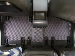 volkswagen_sharan_ii_2010-2015_3_ryada_pravij_rul_8376.jpg