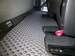 volkswagen_sharan_ii_restajling_2015-2022_3_ryada_levij_rul_8394.jpg