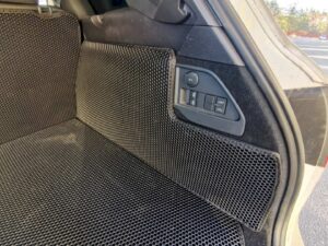volkswagen_touareg_ii_2010-2014_s_4h-zonnim_klimat-kontrolem_8586.jpg
