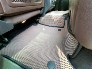 volkswagen_touareg_ii_2010-2014_s_4h-zonnim_klimat-kontrolem_nestandart_8584.jpg