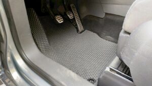 volkswagen_touran_i_2006-2010_1-j_restajling.jpg